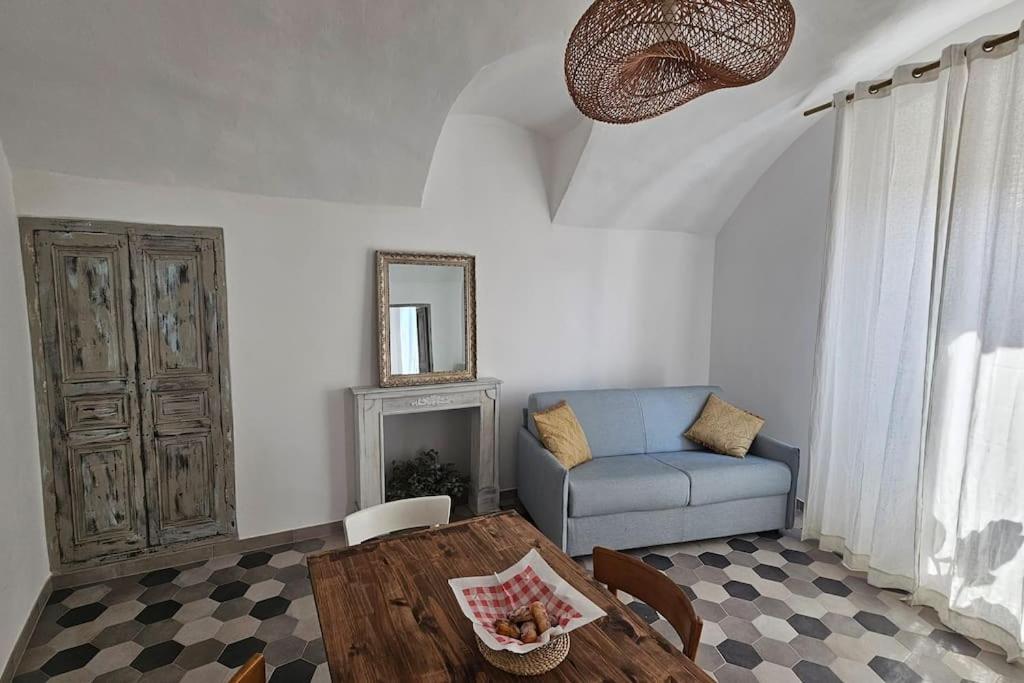 Car.Lo. Casa Vacanze Dolceacqua Exteriér fotografie