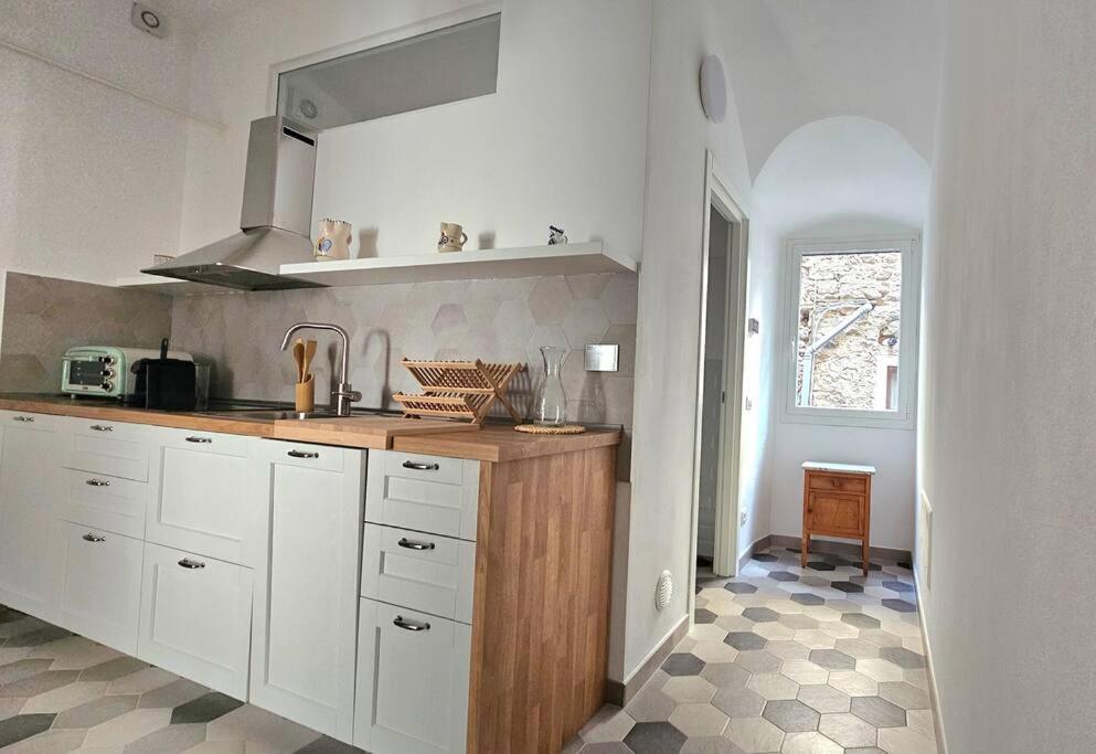 Car.Lo. Casa Vacanze Dolceacqua Exteriér fotografie